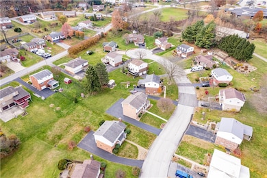 110 Edinboro Dr, Greensburg, PA 15601 - photo 5