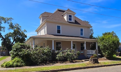 1703 Walnut St, Berwick, PA 18603 - photo 2