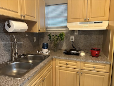 5781 NW 192nd St unit A, Hialeah, FL 33015 - photo 5