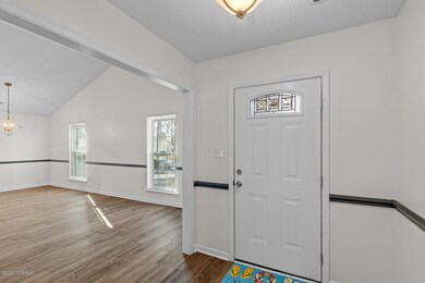 1007 Massey Rd, Jacksonville, NC 28546 - photo 5