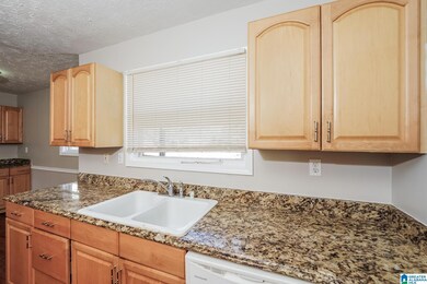 2708 7th St NE, Center Point, AL 35215 - photo 6