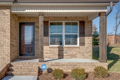 809 N Charlotte St, Dickson, TN 37055 - photo 3