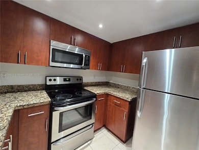 6940 Miami Gardens Dr unit 1-319, Hialeah, FL 33015 - photo 4