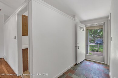 06-1253-N-Hayford-Ave-WindowStill-Real-E