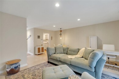 152 S Island Square Dr, Saint Simons Island, GA 31522 - photo 4