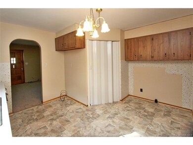 1524 E 8th St, Jeffersonville, IN 47130 - photo 7