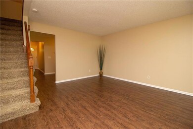 2924 56th St, Des Moines, IA 50310 - photo 3