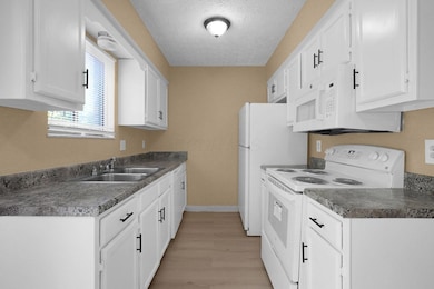 35-web-or-mls-3038-highcliff-ct