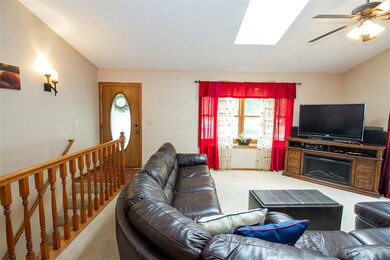 623 Nodaway Dr, Center Point, IA 52213 - photo 6