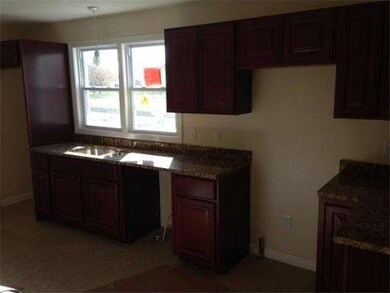 171 Old Fall River Rd, Swansea, MA 02777 - photo 4