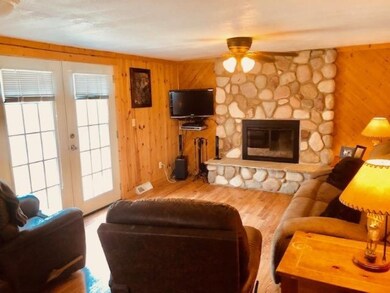 7. Living room 1