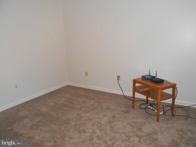 18525 Pilgrims Ct, Lexington Park, MD 20653 - photo 3