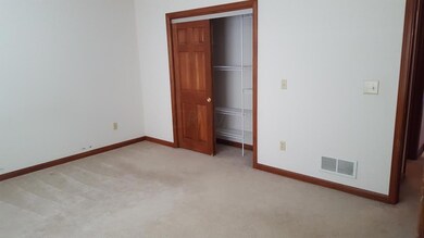 18752 Commercial Point Rd, Circleville, OH 43113 - photo 7