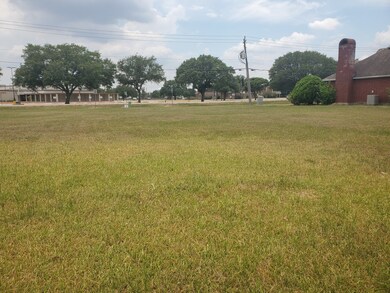 4512 Woodway Ave, Rosenberg, TX 77471 - photo 5