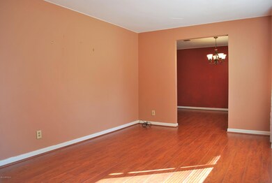 6243 Graves St, Jacksonville, FL 32210 - photo 4