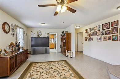 2553 E Catawba Dr, Harvey, LA 70058 - photo 4