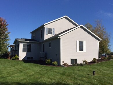 2135 Hawkinson Rd, Oregon, WI 53575 - photo 3