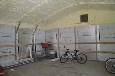 Detached garage