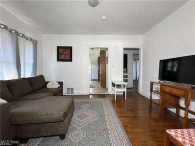 3337 Powers Way, Youngstown, OH 44502 - photo 4