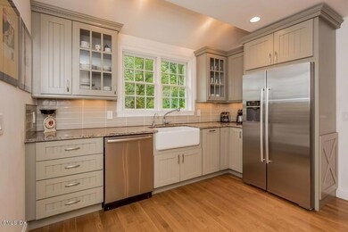 011-Kitchen-1018658-mls