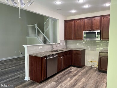 117 Sansom Ln, Woodbury, NJ 08096 - photo 6