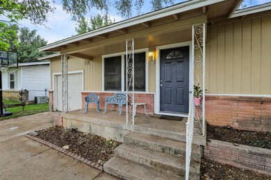 228 W Pecan St, Hurst, TX 76053 - photo 6