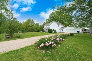 5-web-or-mls-Exteriors (5 of 16)