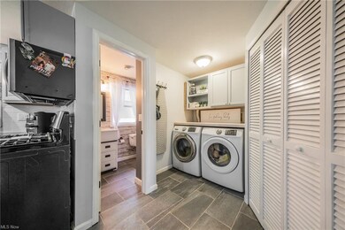 638 Irving Park Blvd, Sheffield Lake, OH 44054 - photo 7