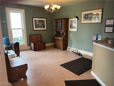 410 Buffalo St, Conneaut, OH 44030 - photo 3