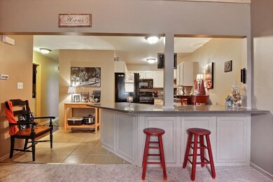 8937 Price Cir, Highland, IN 46322 - photo 3