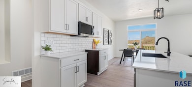 6513 S Barclay Trail, Sioux Falls, SD 57106 - photo 4