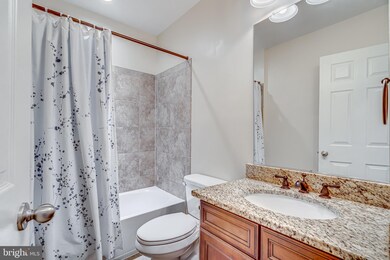 18698 Pier Trail Dr, Triangle, VA 22172 - photo 7