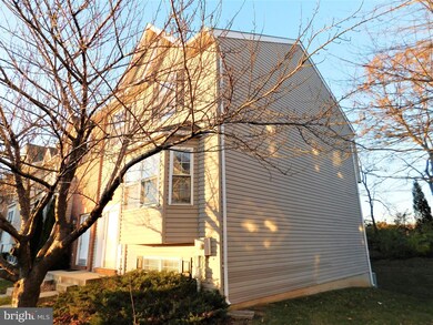 5798 Rock Spray Ct, Frederick, MD 21703 - photo 2