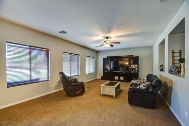 family room 2
