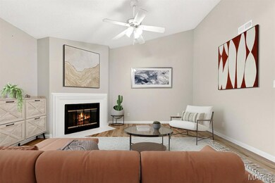 1432 Thrush Place unit 1432, Saint Louis, MO 63144 - photo 3