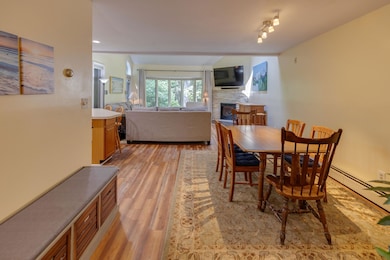 109 Longfellow Dr unit 9, Bethlehem, NH 03574 - photo 3