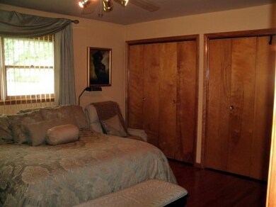 524 W 53rd Place, Merrillville, IN 46410 - photo 6