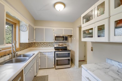 2300 Thorndale Ave, New Brighton, MN 55112 - photo 6