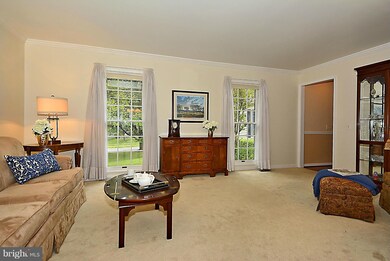 11014 Cross Laurel Dr, Germantown, MD 20876 - photo 3