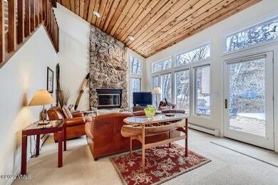 06 Living Room