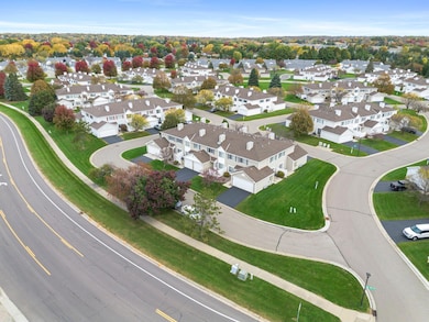 3-web-or-mls-14720 Excelsior Ln (114 of 147).jpg