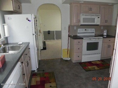 2219 Walnut Trail, Bushkill, PA 18324 - photo 3