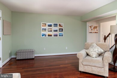 1714 Golden Ct, Crofton, MD 21114 - photo 4