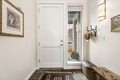 1302 Highland View Loop, Redmond, OR 97756 - photo 5