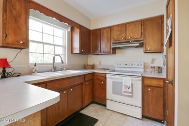 7607 Rambler Rd, Jacksonville, FL 32244 - photo 5