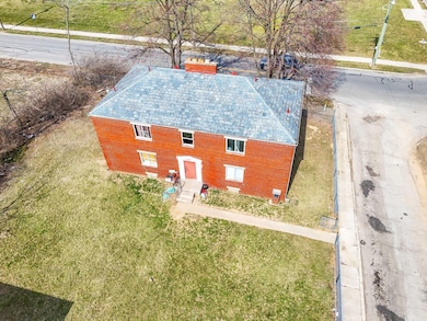 253 N James