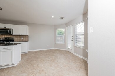 3330 Legends Mill Dr, Spring, TX 77386 - photo 7