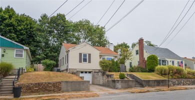 203 Aqueduct Rd, Cranston, RI 02910 - photo 3