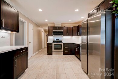 2108 Green Oak Dr, Shelby, NC 28152 - photo 4