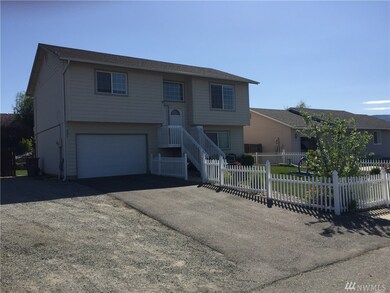 507 S Lynn Ave, East Wenatchee, WA 98802 - photo 2